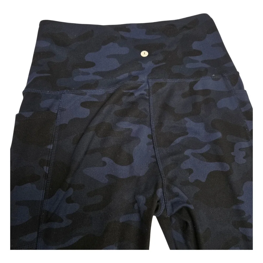 Danskin Womens Blue Camo High Rise Leggings‎ with Pockets Size Medium 9670